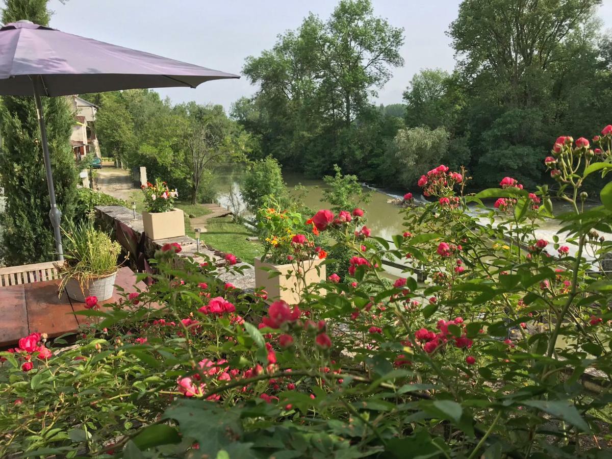 Bed and Breakfast Moulin De Bapaumes Nérac Exteriér fotografie